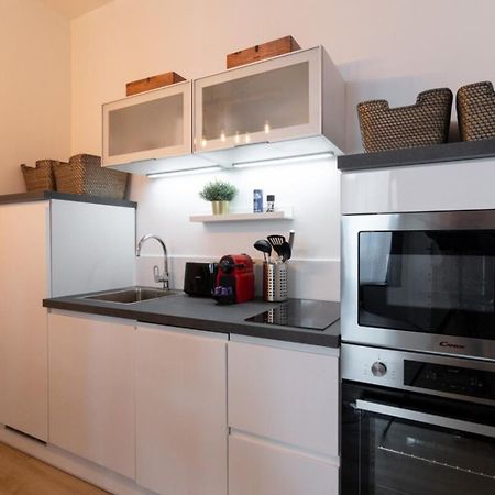 Апартаменты Unique 3 Bed House In Old Lille! Экстерьер фото
